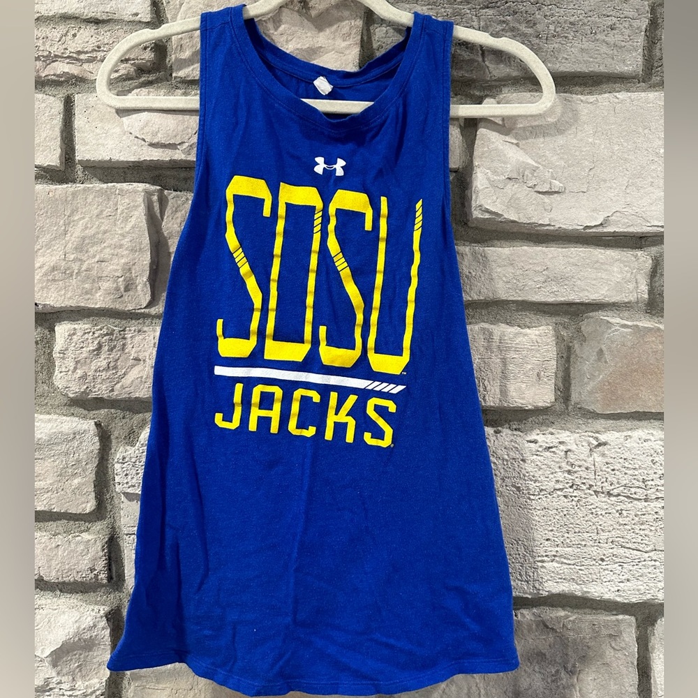SDSU Tank With Keyhole in Back